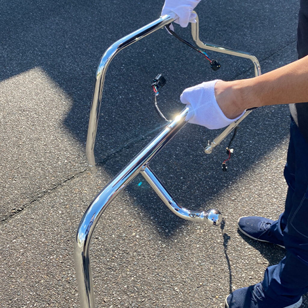 トラックのミラーパーツ